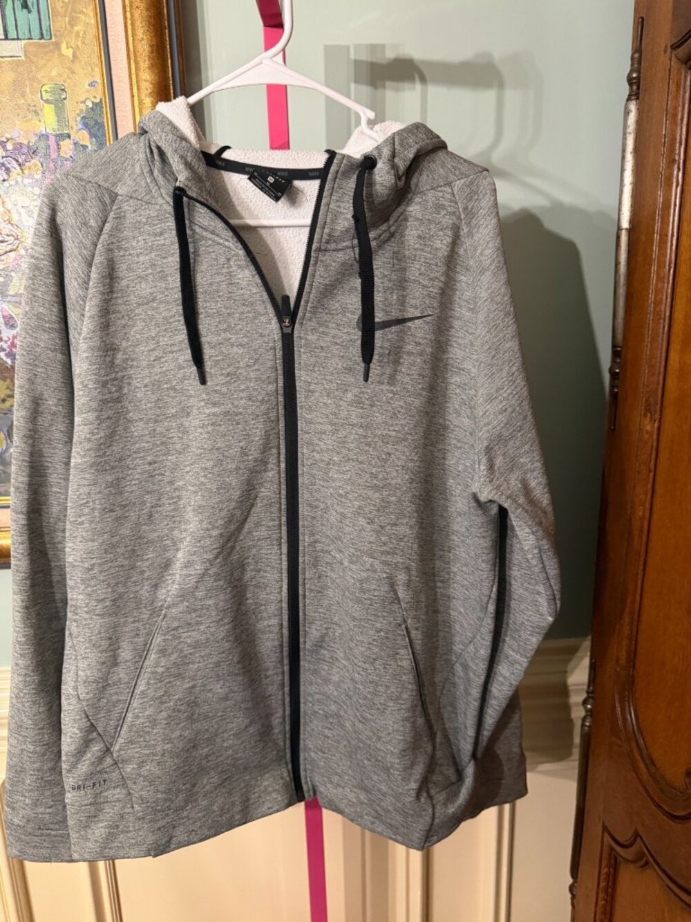 Nike Dri-FIT Gray Fleece-Lined Hoodie Size M